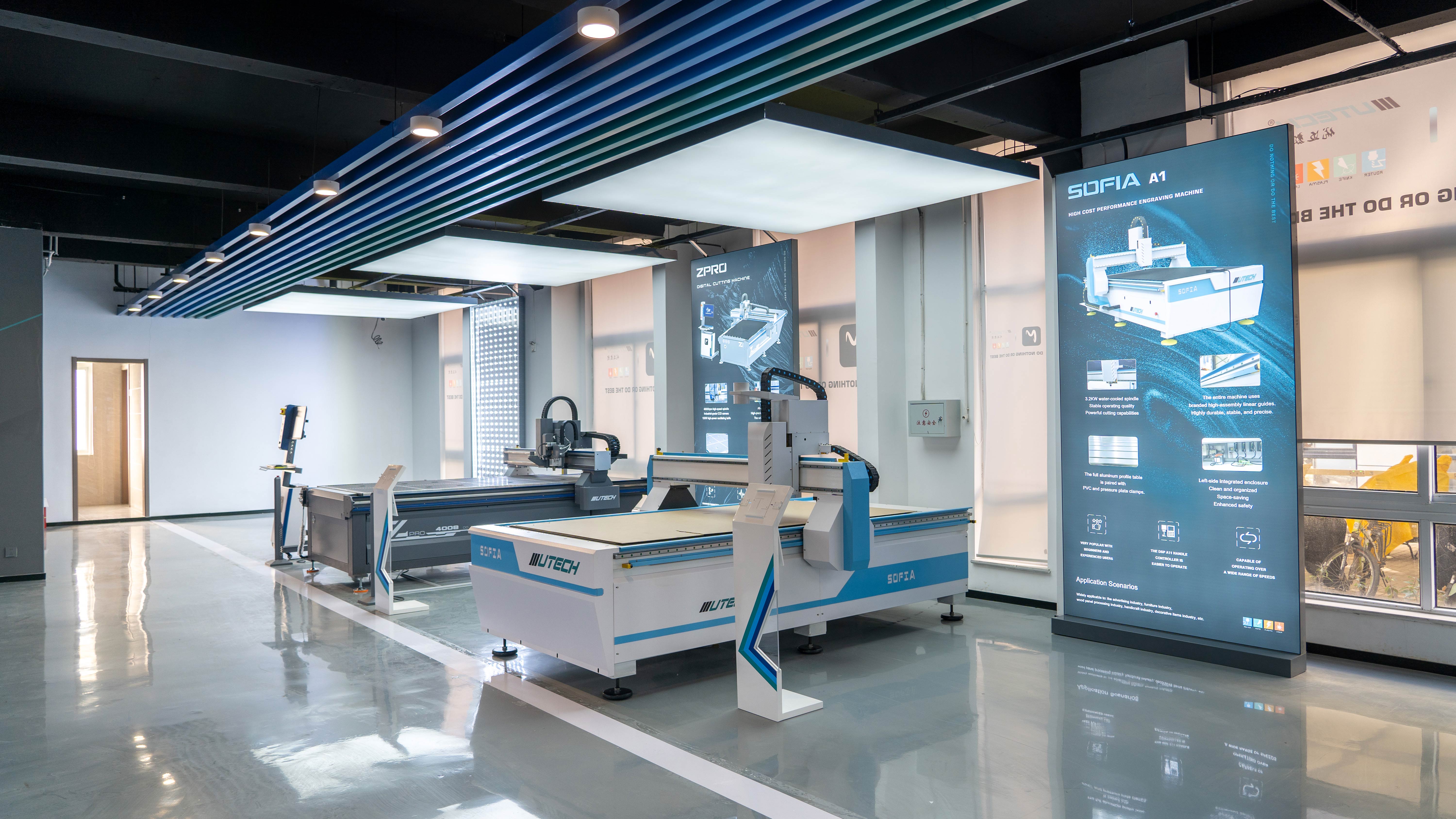 utech cnc milling machine